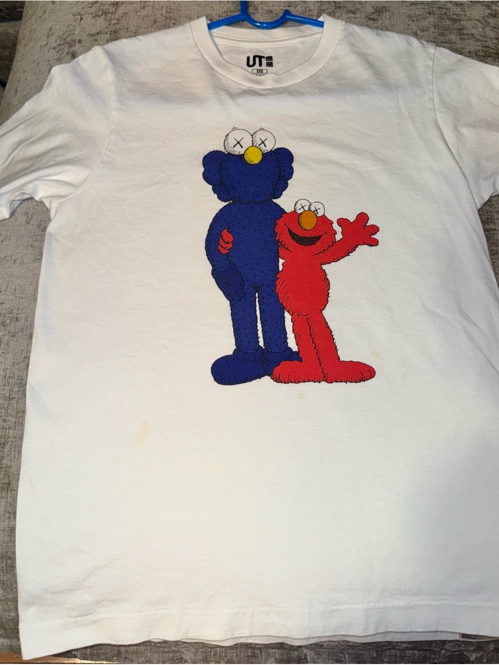 KAWS x UNIQLO x Sesame Street BFF Elmo Tee White XXS SS18